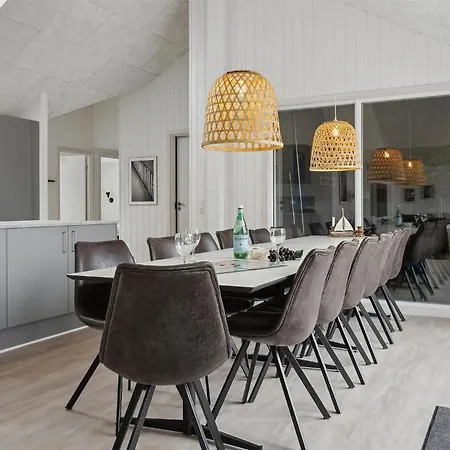 5 Bedroom Beautiful In Romo Dom wakacyjny Romo