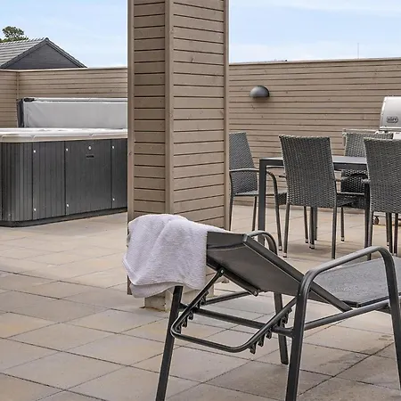 5 Bedroom Beautiful In Romo Dom wakacyjny Romo