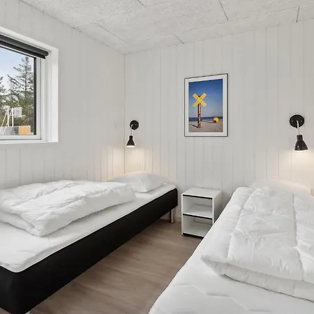 5 Bedroom Beautiful In Romo *