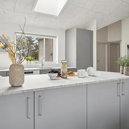 5 Bedroom Beautiful In Feriehus Romo