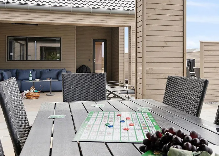 5 Bedroom Beautiful In